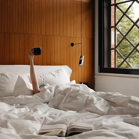 מלון Conscious Westerpark 4*