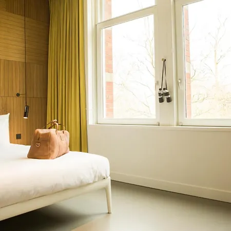 Hotel Conscious Westerpark 4*