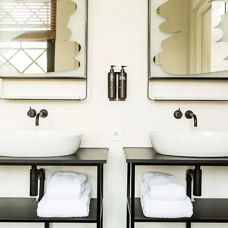 Conscious Westerpark מלון 4*