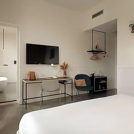 Conscious Westerpark Hotel