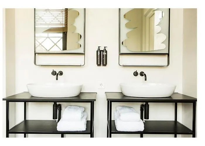 Hotel Conscious Westerpark 4*