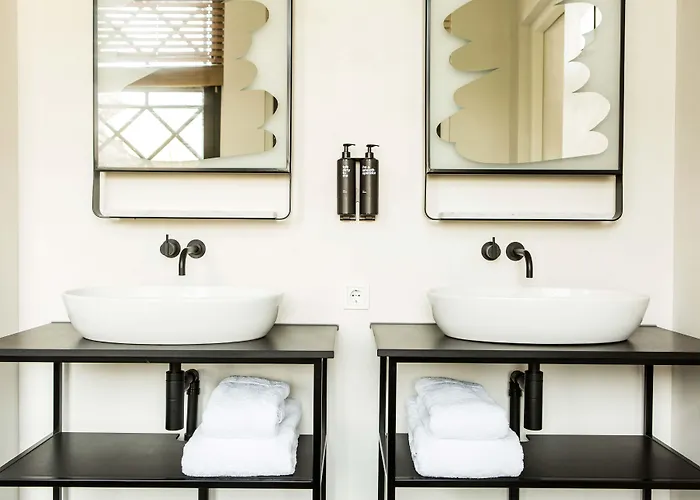 Conscious Westerpark Hotel 4*